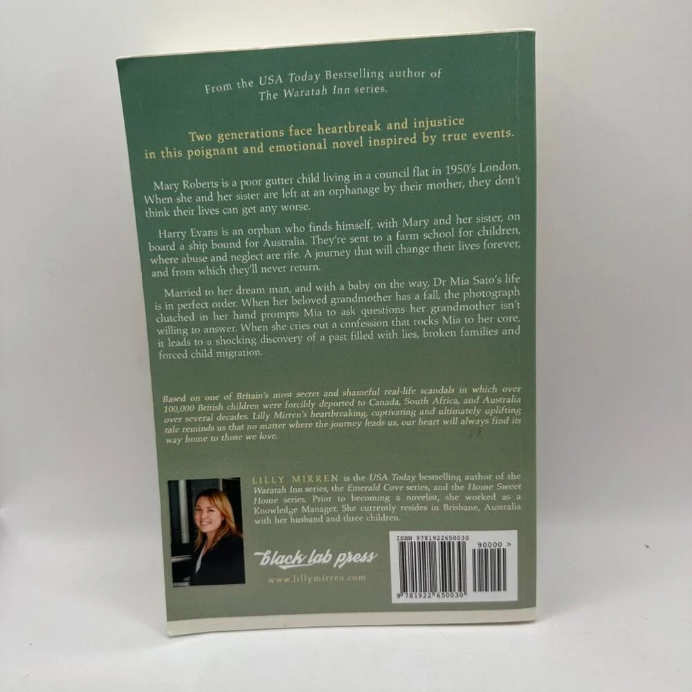 Beyond the Crushing Waves: a Gripping Emotional Page-turner Lilly Mirren